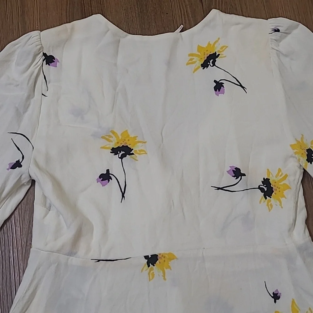 Free People Cream‎ Fabric Detail